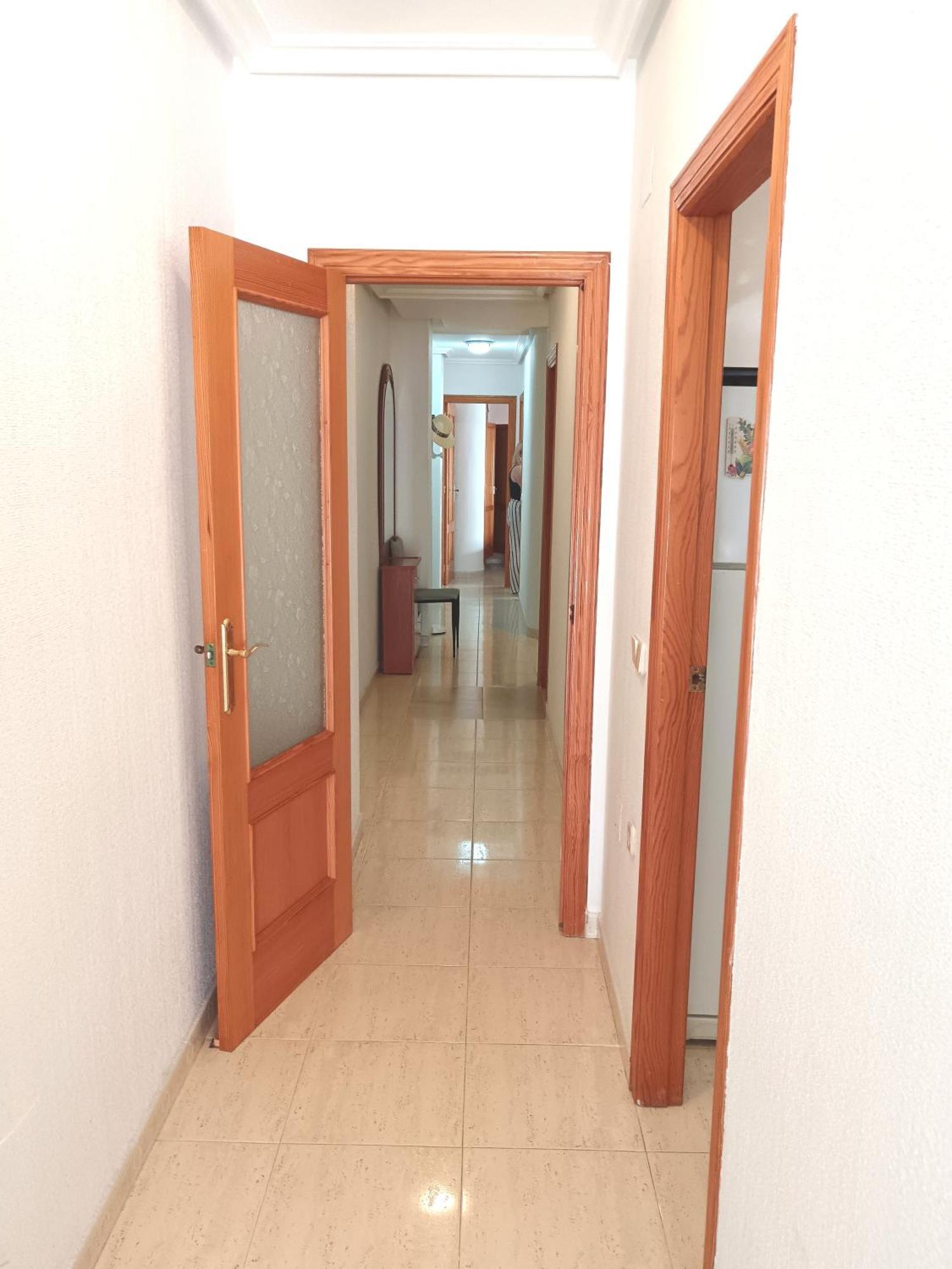 Beautiful Flat In Torrevieja, On The Spanish Seaside - Szep Lakas Torreviejaban, A Spanyol Tengerparton Apartment *