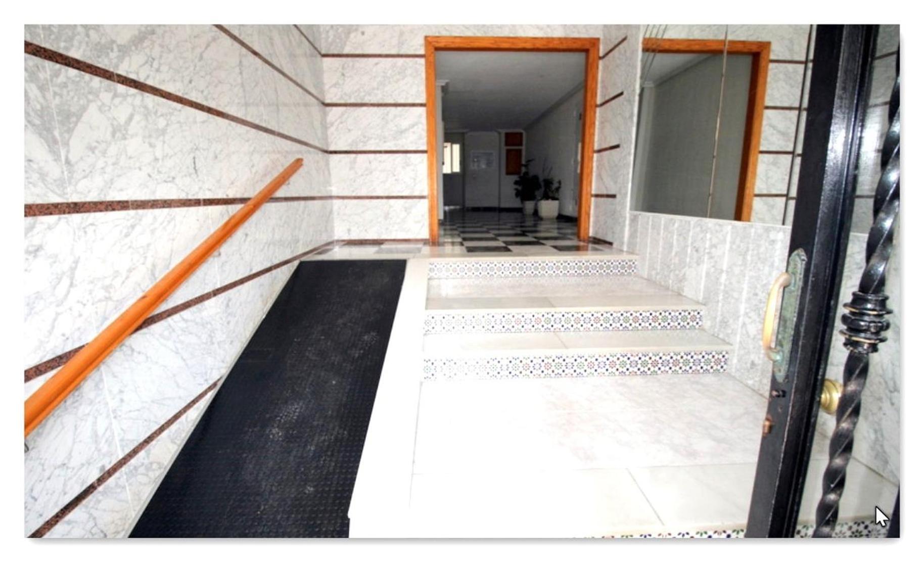 Beautiful Flat In Torrevieja, On The Spanish Seaside - Szep Lakas Torreviejaban, A Spanyol Tengerparton Apartment